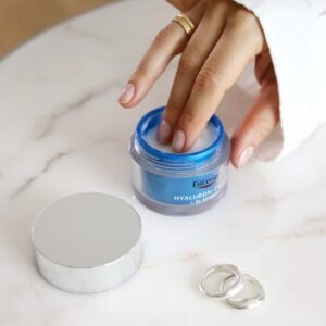 eucerin hyalouron filler 3x ultra light