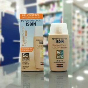 isdin fusion water light